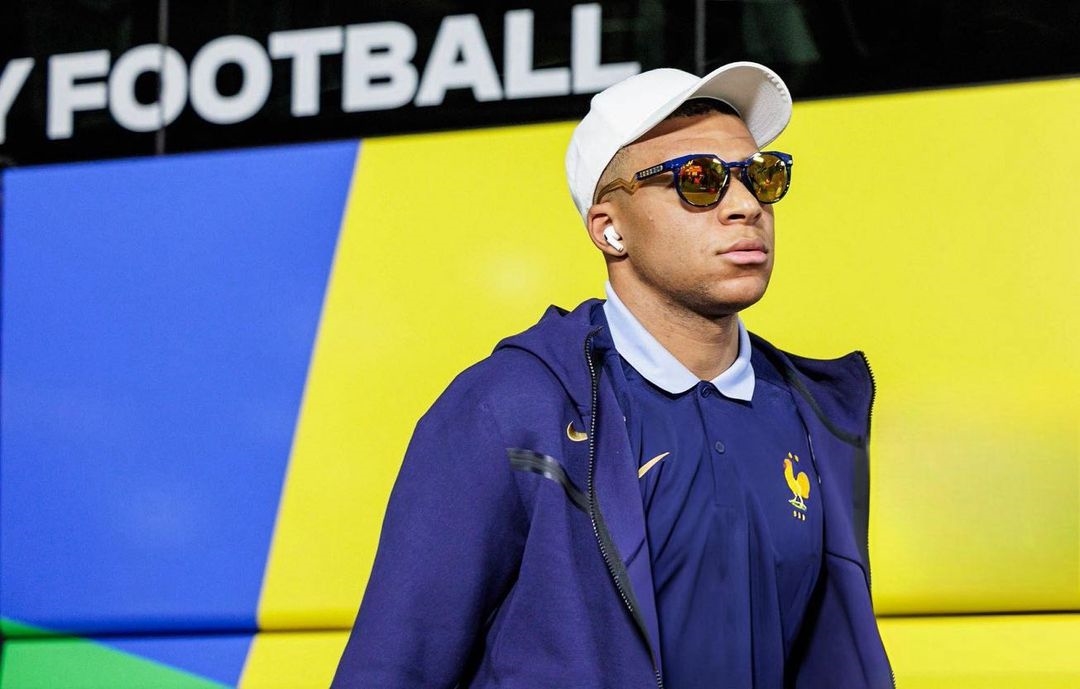 Κάποιοι χάκαραν τον Kylian Mbappé και είπαν "νάνο' τον Lionel Messi - εικόνα 1