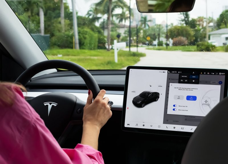 Εσωτερικό αυτοκινήτου της Tesla