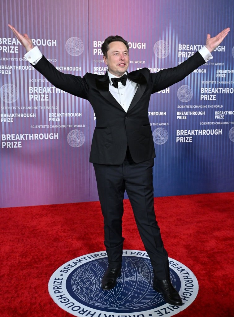 O Elon Musk