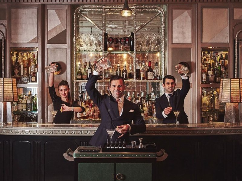THE CONNAUGHT BAR ΛΟΝΔΙΝΟ