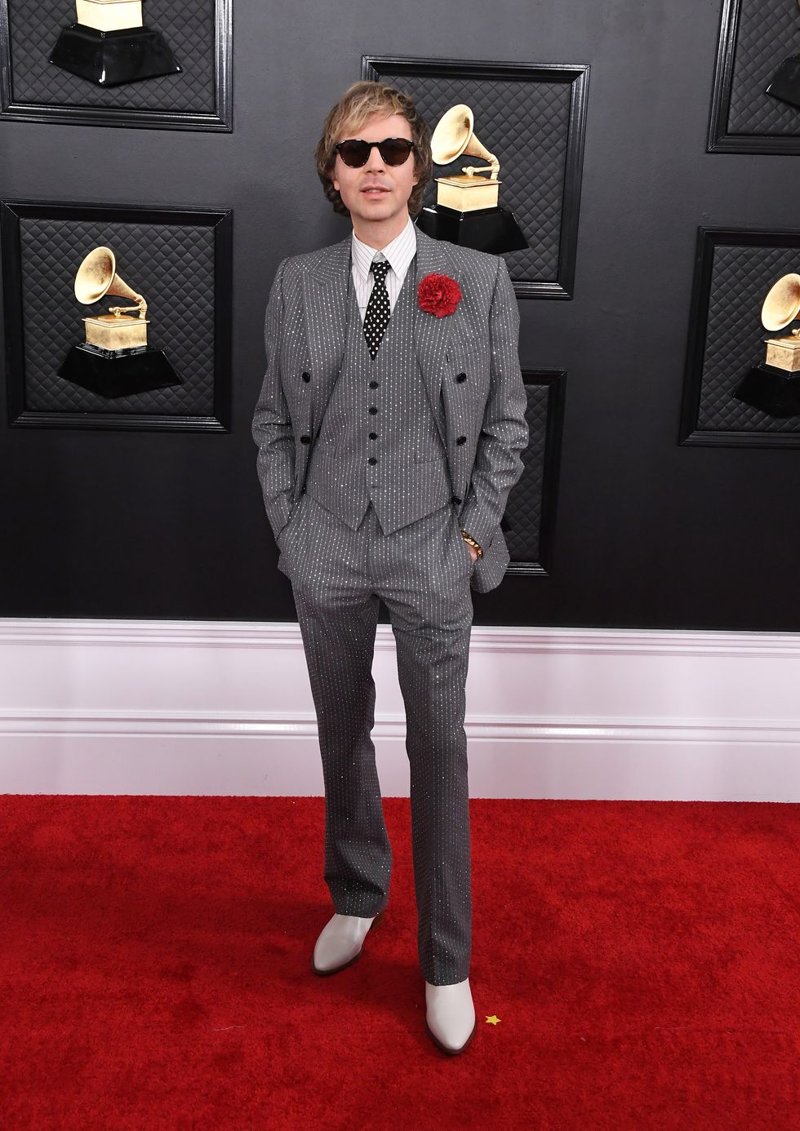 GRAMMYS ΒΡΑΒΕΙΑ ΚΟΚΚΙΝΟ ΧΑΛΙ