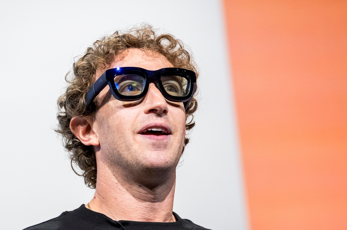O Mark Zuckerberg παρουσίασε τα νέα γυαλιά AI της Meta-έχουν ενσωματωμένη οθόνη - εικόνα 1