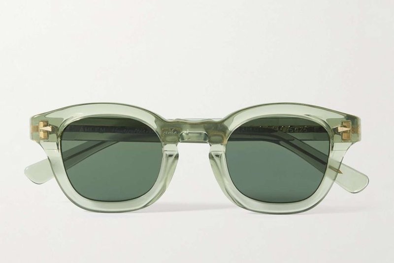 SHADES