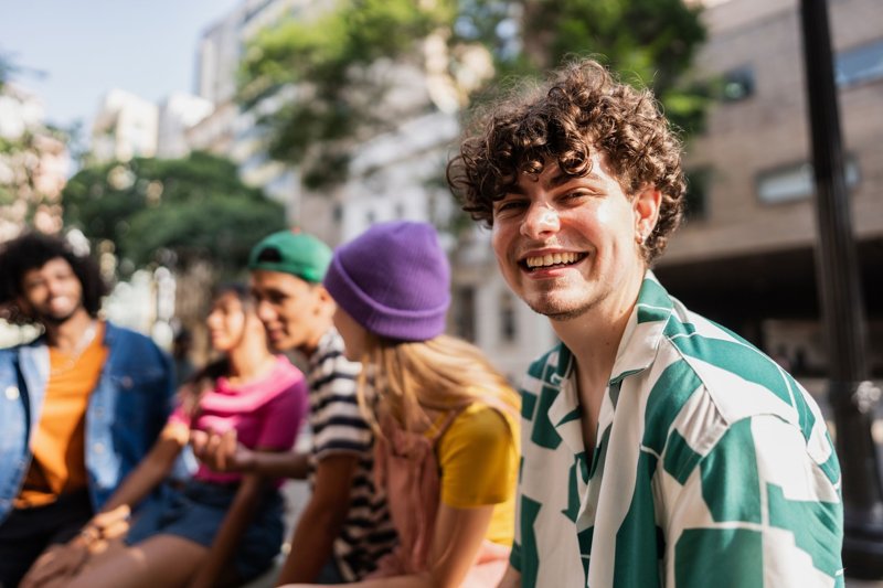 Voice-maxxing και pheromone-maxxing Gen Z