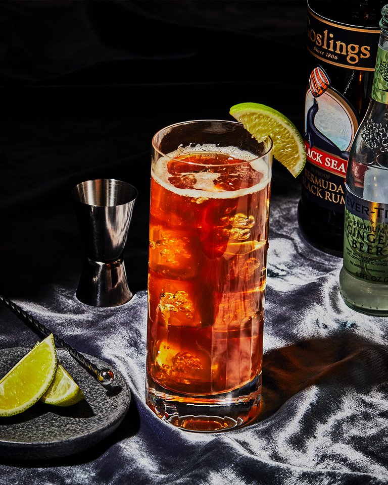 ΚΟΚΤΕΙΛ DARK N STORMY ΣΥΝΤΑΓΗ