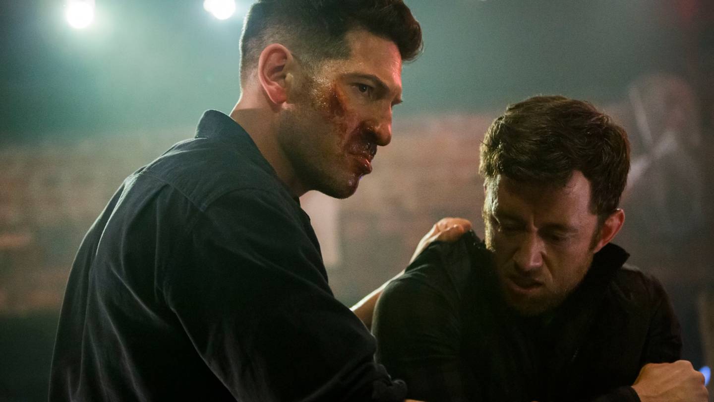 Jon Bernthal: Η νύχτα στη Μόσχα που βρέθηκε με ένα όπλο στο μέτωπο