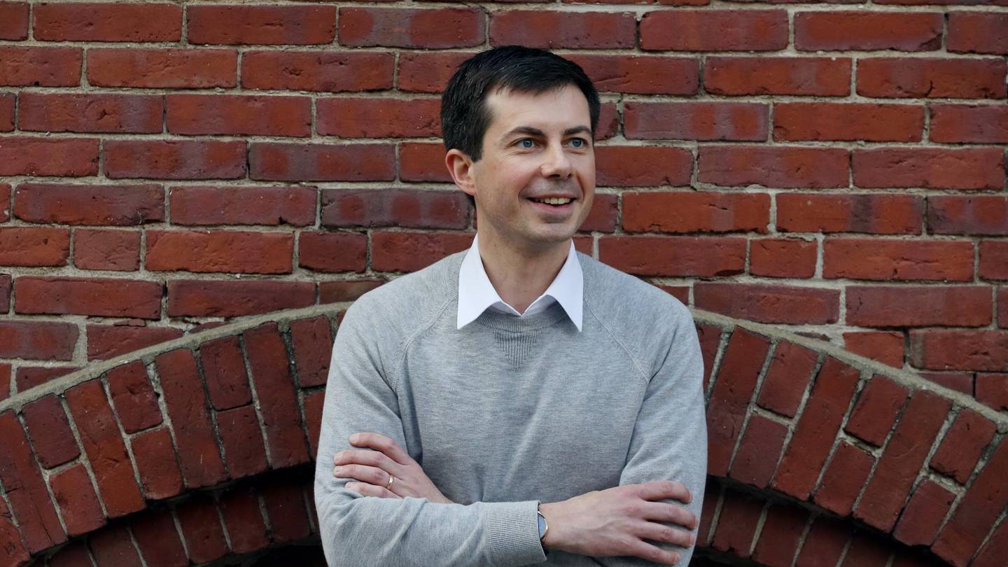 Pete Buttigieg: Ο πρώτος ανοιχτά ομοφυλόφιλος υπουργός των ΗΠΑ