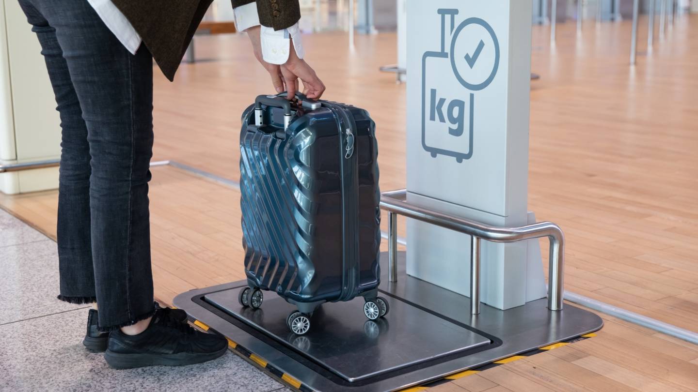 Τώρα η Air New Zealand ζυγίζει τους επιβάτες όπως τις χειραποσκευές