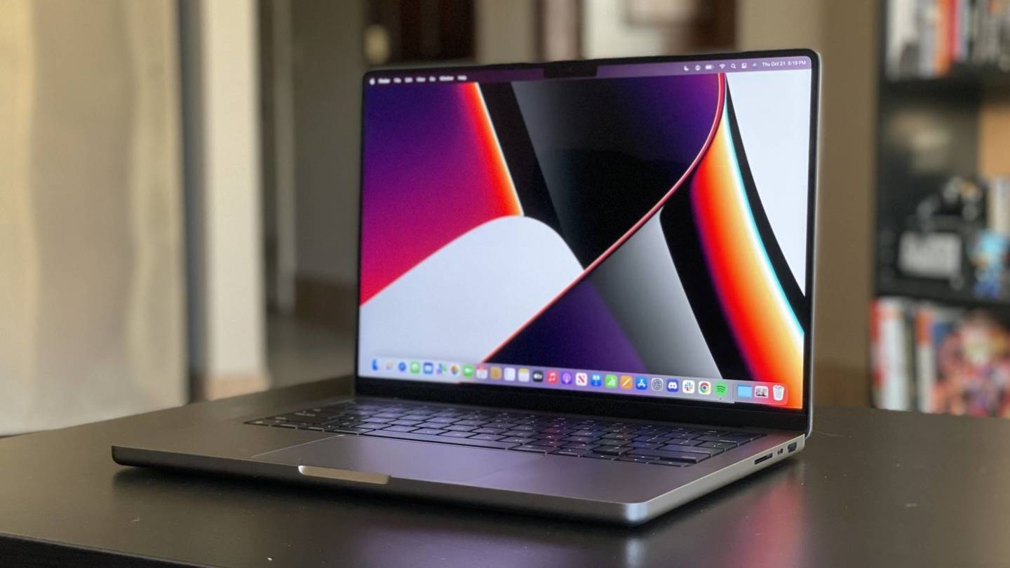 Η Apple ετοιμάζει νέο design για το entry-level MacBook Pro το 2027