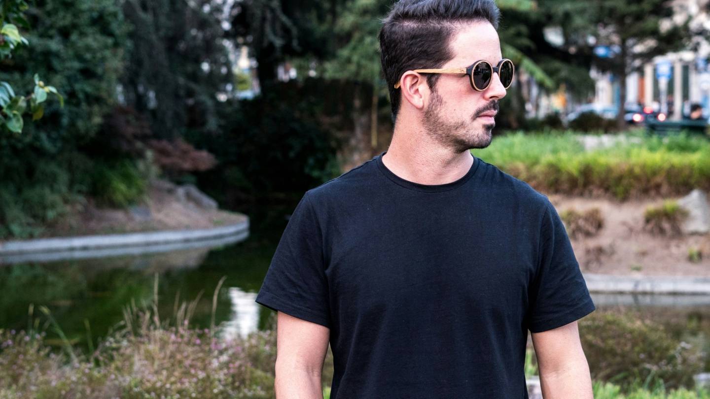 Τι σημαίνει αν φοράς συνέχεια μαύρα ρούχα