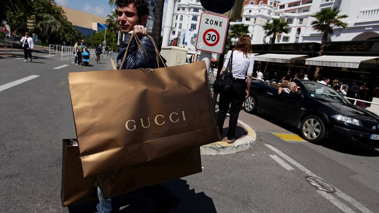Εκπτώσεις Νοεμβρίου: Τι να αγοράσεις στις mid season sales