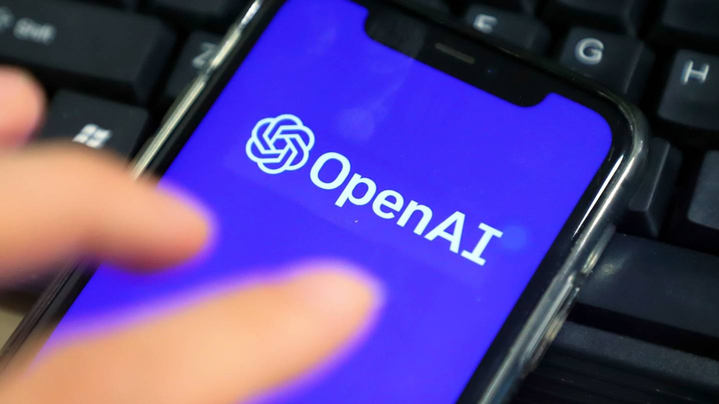 Τι σημαίνει για την Ελλάδα η στενότερη σχέση με την OpenAI