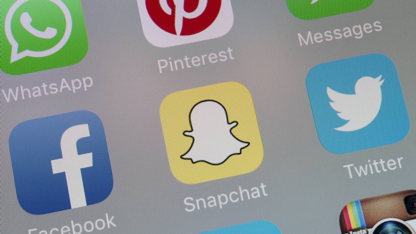 To Snapchat μοιράζει 1 εκ. δολάρια την ημέρα για να ανταγωνιστεί το TikTok