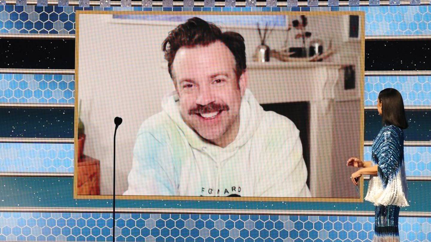 Τα hoodies είναι παντοτινά για τον Jason Sudeikis