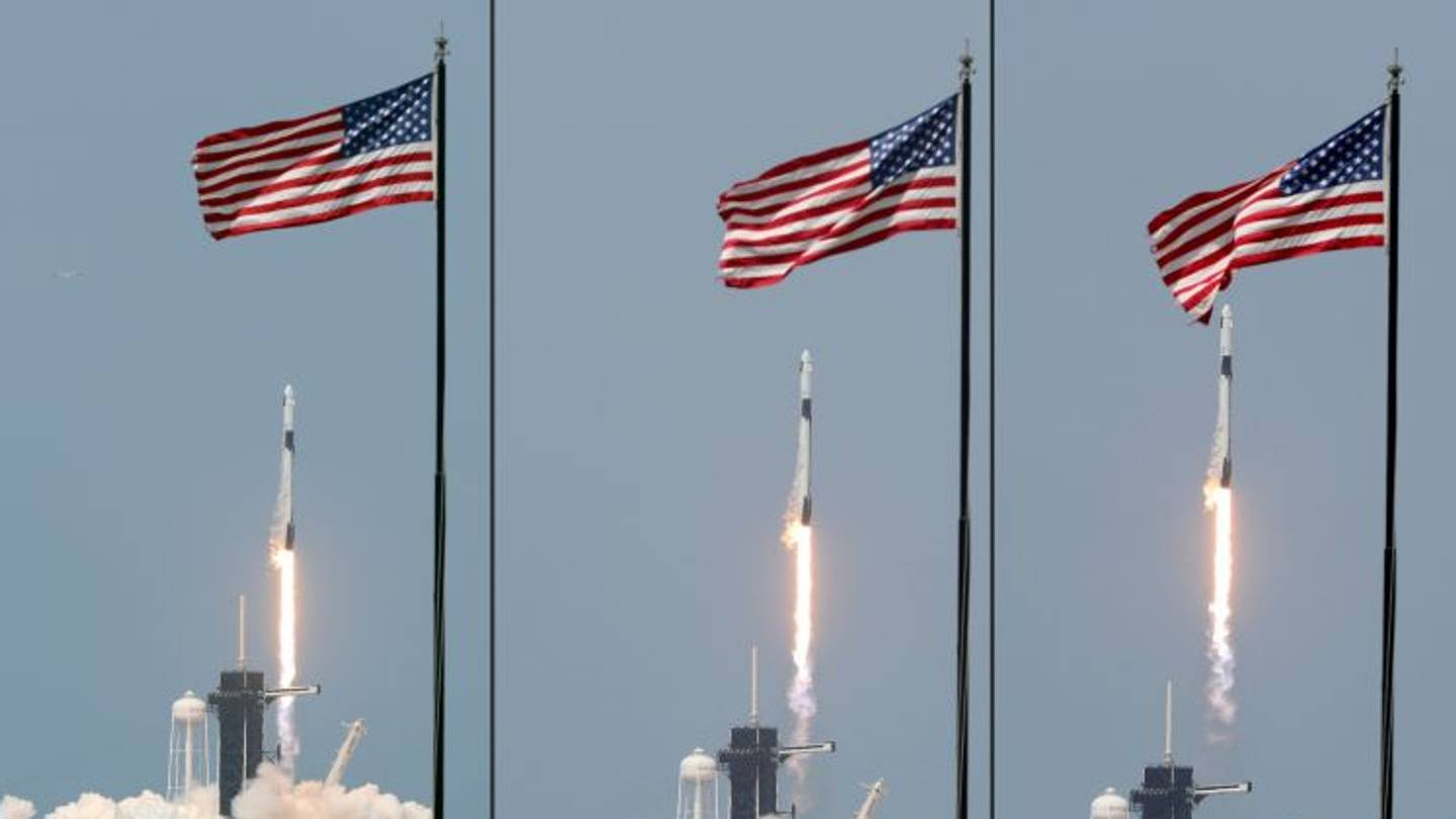 Φωτογραφίες από το παρθενικό ταξίδι της SpaceX στο διάστημα
