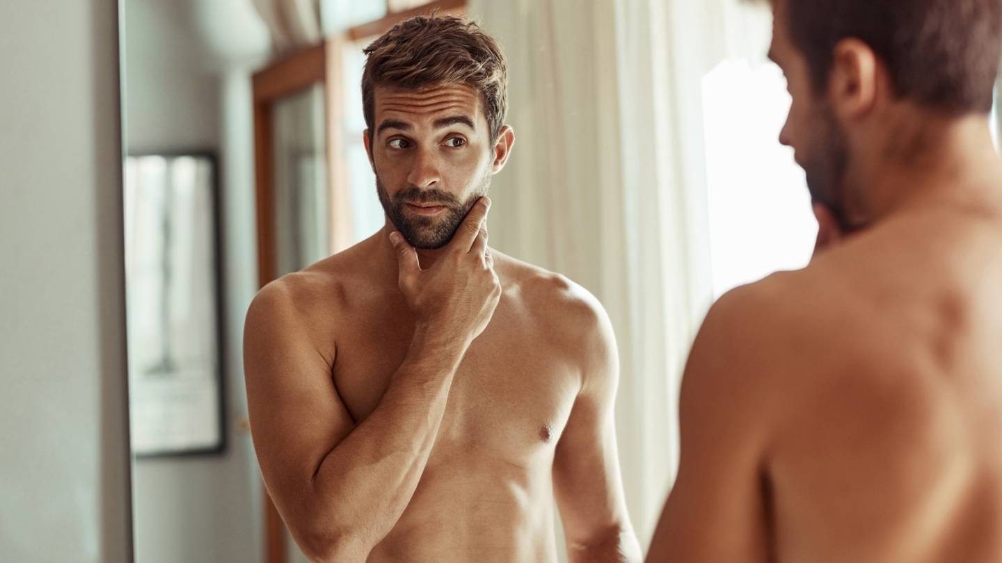 4 κόλπα για να γίνεις πιο γοητευτικός χωρίς να ξοδέψεις ευρώ