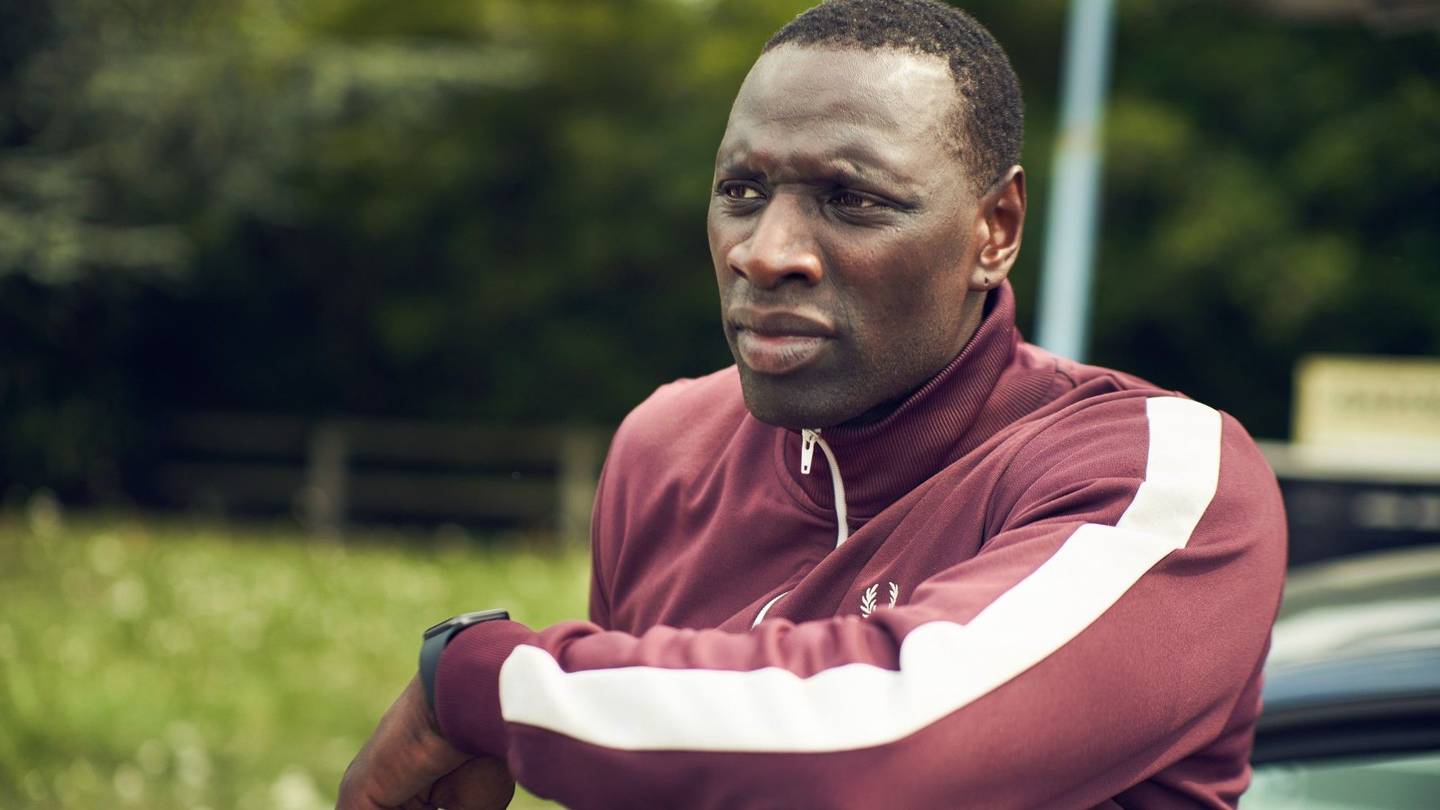 Η ζακέτα του Omar Sy στο Lupin είναι ένα must have κομμάτι