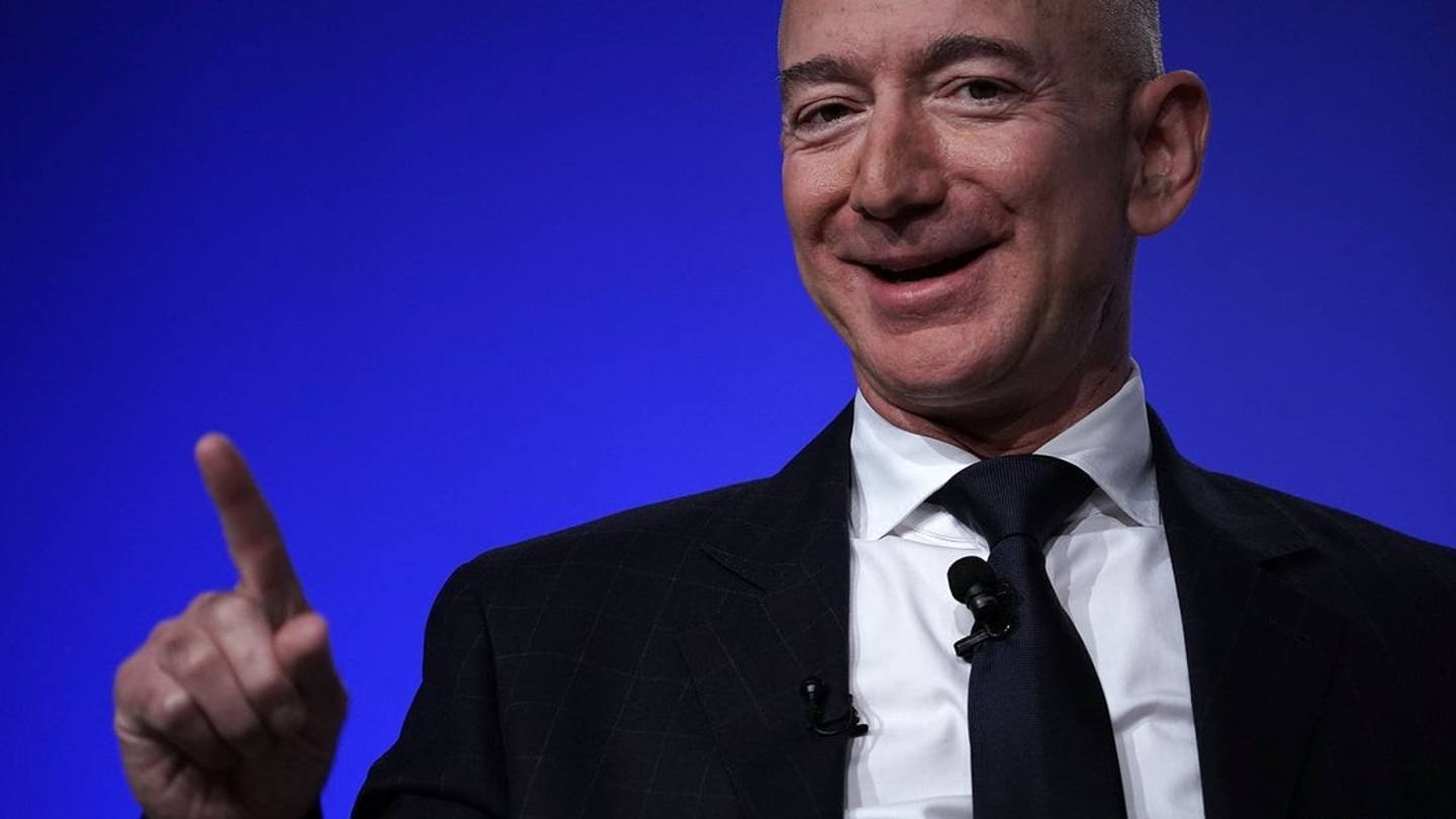 O Jeff Bezos και ο κανόνας με τα δύο κομμάτια πίτσα