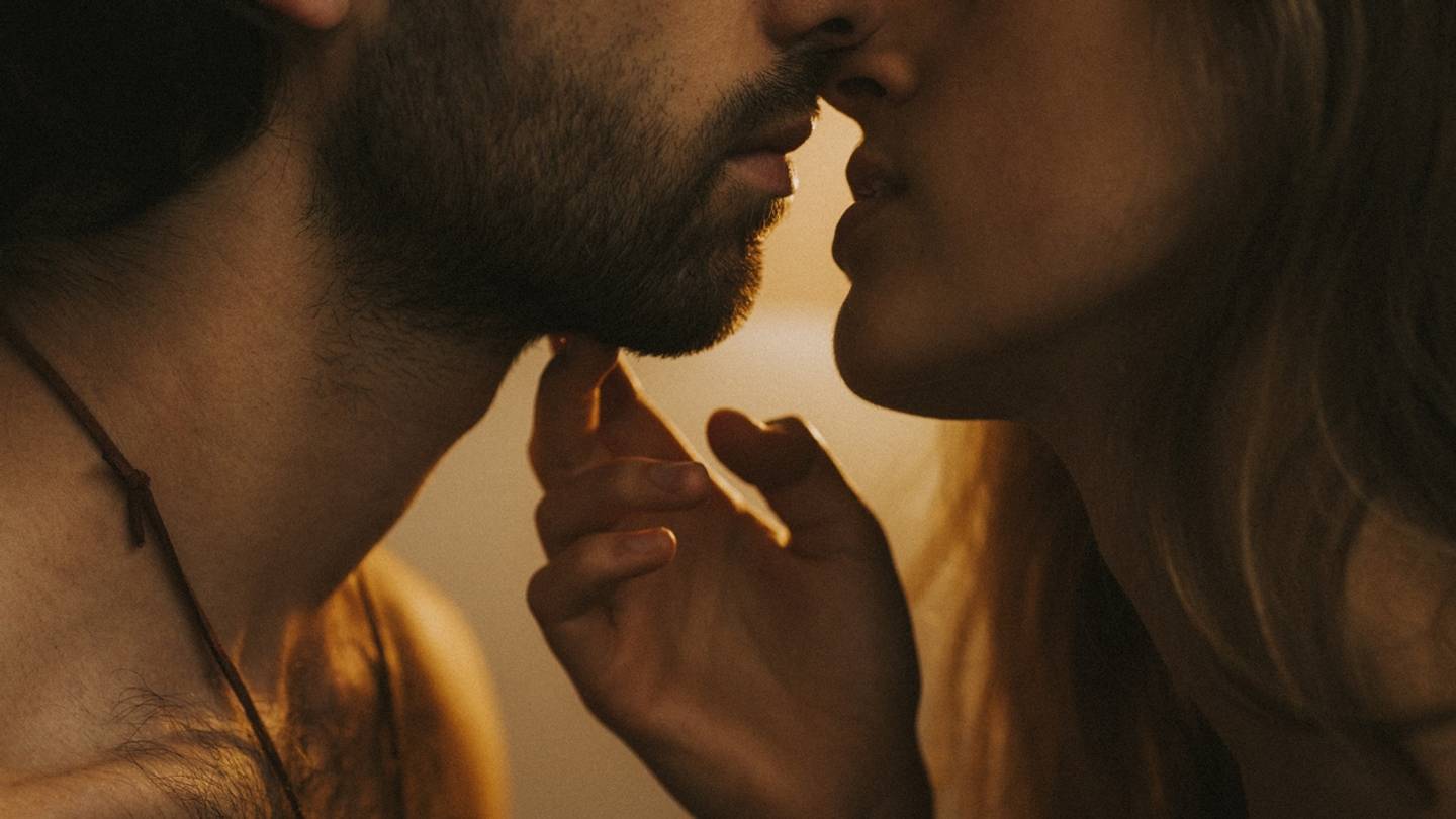 Πόσο συχνά πρέπει να κάνεις σεξ για να νιώθεις καλά;