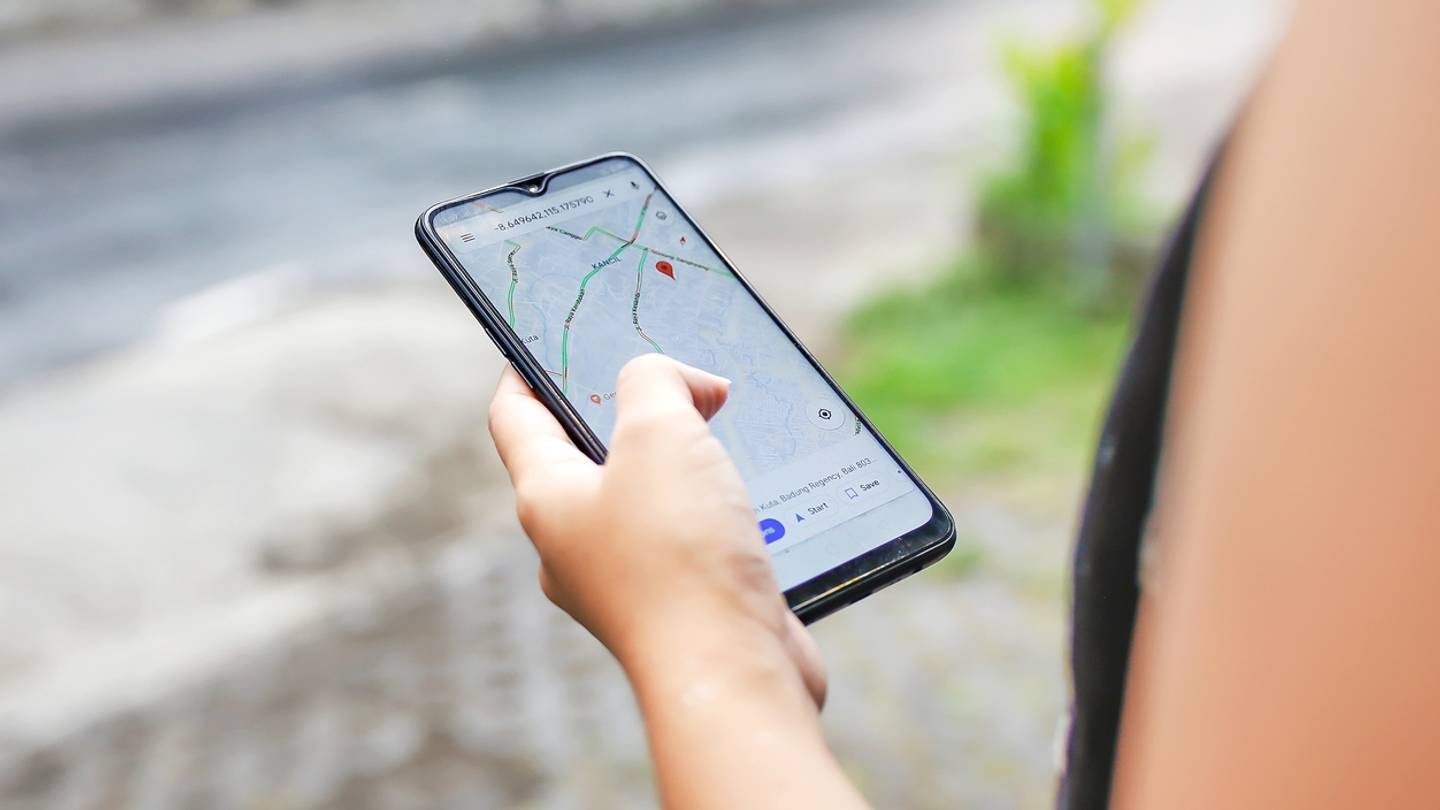 Το Google Maps θα 'ξεμπροστιάζει' τις επιχειρήσεις με τις ψεύτικες κριτικές