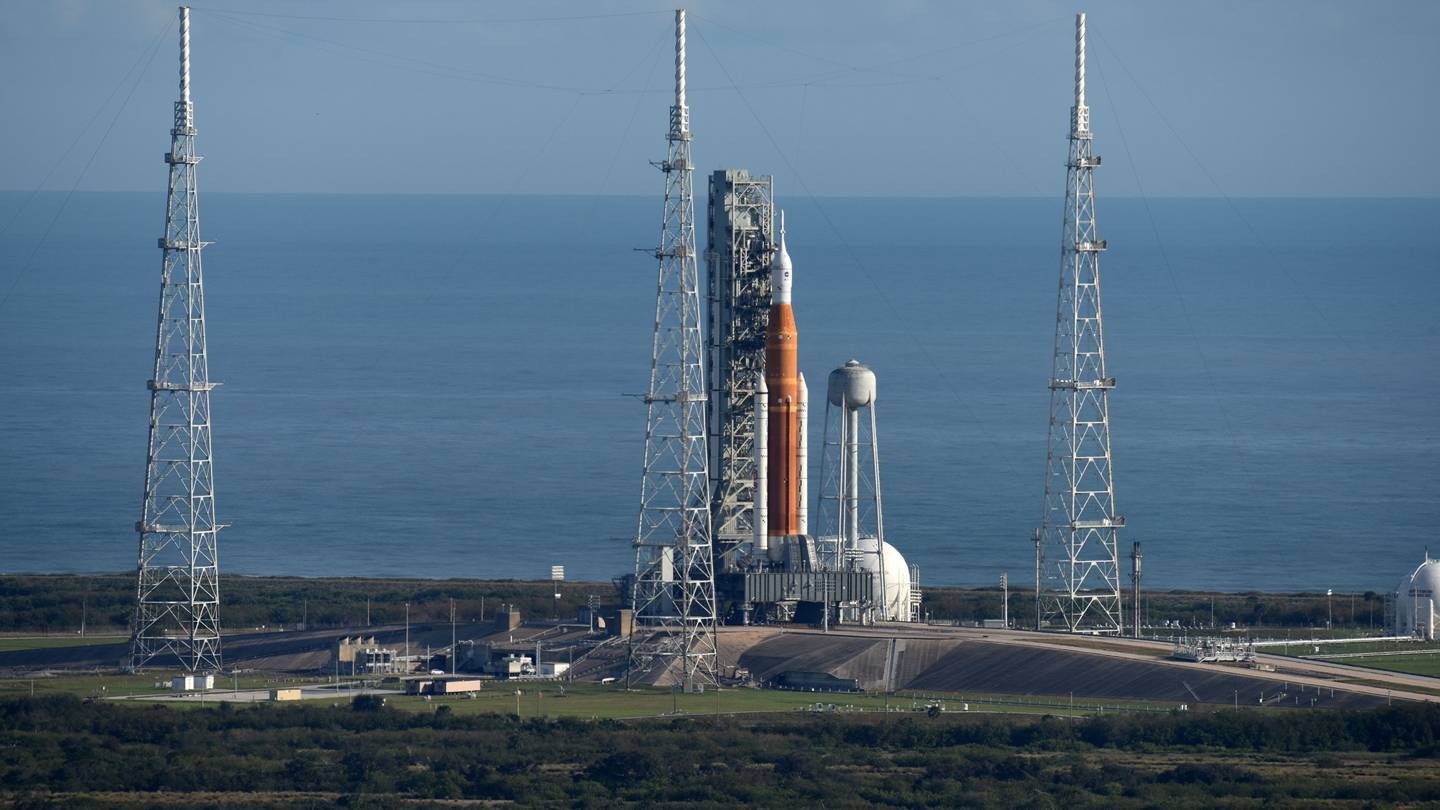 Το Orion της NASA έφτασε 130 χιλιόμετρα από τη Σελήνη