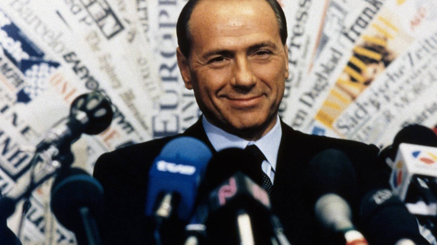 Στα Μπούγκα Μπούγκα πάρτι του Silvio Berlusconi 'οργίαζε' το σύμπαν