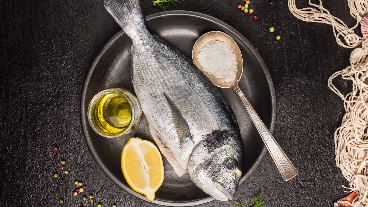Κορυφαίοι σεφ εξηγούν τι συμβαίνει με την Ελληνική Ψαροφαγία σήμερα
