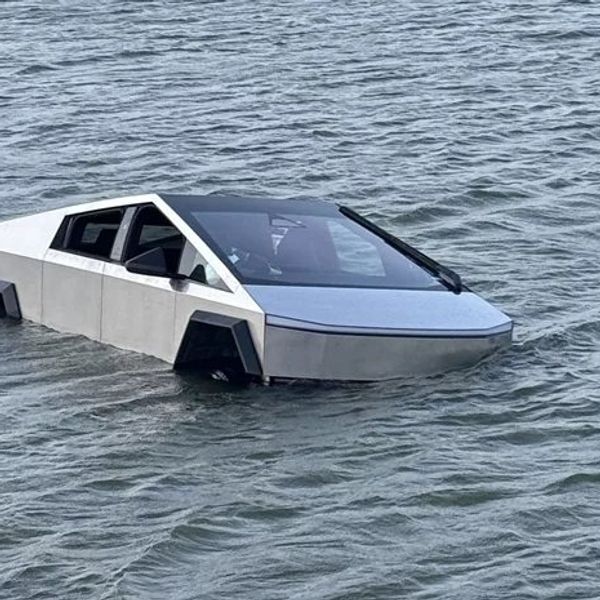 Tesla Cybertruck: Είναι το πιο αποτυχημένο αμερικανικό αυτοκίνητο;