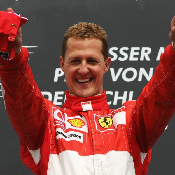 Ο Michael Schumacher μπαίνει ξανά στο χειρουργίο