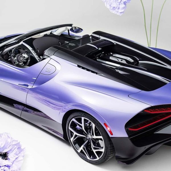 Μια μοναδική Bugatti W16 Mistral αλλάζει επίπεδο στην εξατομίκευση