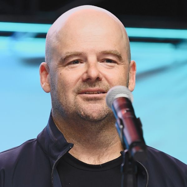 Dan Houser: Ο συνιδρυτής της Rockstar υπερασπίζεται τα physical games