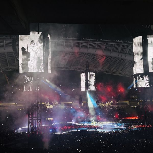 Οι Metallica προκάλεσαν μίνι σεισμό στο ΟΑΚΑ, στην κυριολεξία