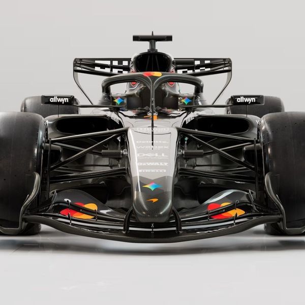 F1 2026: Η McLaren παρουσίασε μονοθέσιο με ειδικά χρώματα