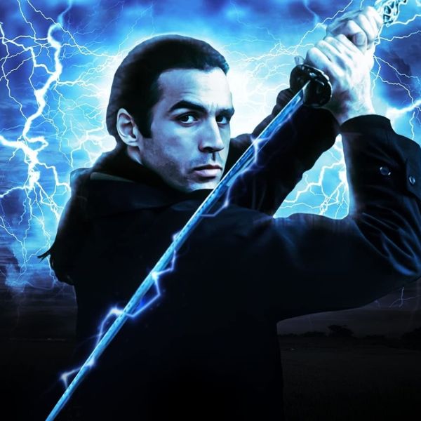 Highlander: Η σειρά των 90s που έκανε τα σπαθιά, την αθανασία και την τιμή να μοιάζουν κινηματογραφικά