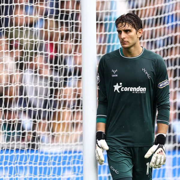 Η Premier League μόλις ανακαλύπτει τον Τζολάκη. Εμείς τον ξέραμε ήδη