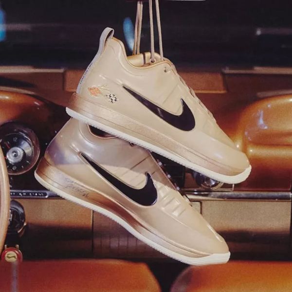 Οι Chevrolet Impala του Devin Booker έγιναν sneakers της Nike