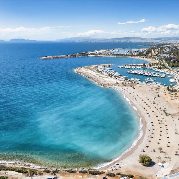 Πού να πας για μπάνιο αν ξέμεινες στην Αθήνα το τριήμερο του Αγίου Πνεύματος