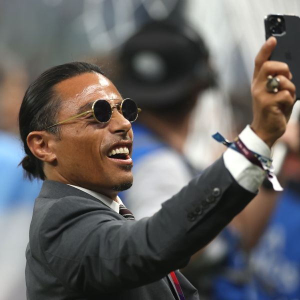 Salt Bae: Οι συνεχόμενες ζημιές του Τούρκου χασάπη στη Μύκονο