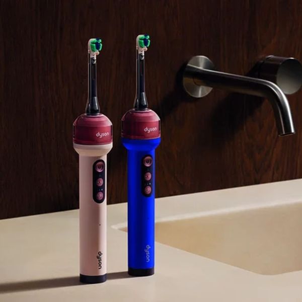 Η Dyson έβαλε κάμερα και AI σε μια οδοντόβουρτσα-Η τιμή της θα σου κόψει το χαμόγελο