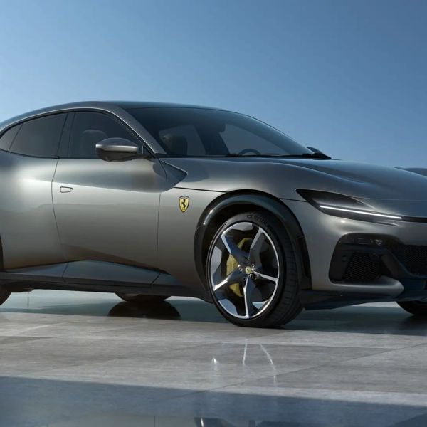 Ferrari: Ετοιμάζει νέα έκδοση Purosangue γιατί 715 ίπποι είναι λίγοι