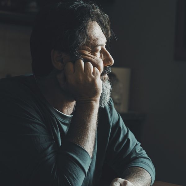 Το λάθος στο grooming που σε κάνει να δείχνεις πιο κουρασμένος