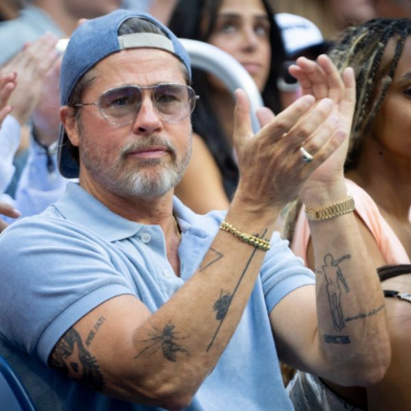 Ο πραγματικός πρωταγωνιστής στο look του Brad Pitt ήταν στον καρπό του