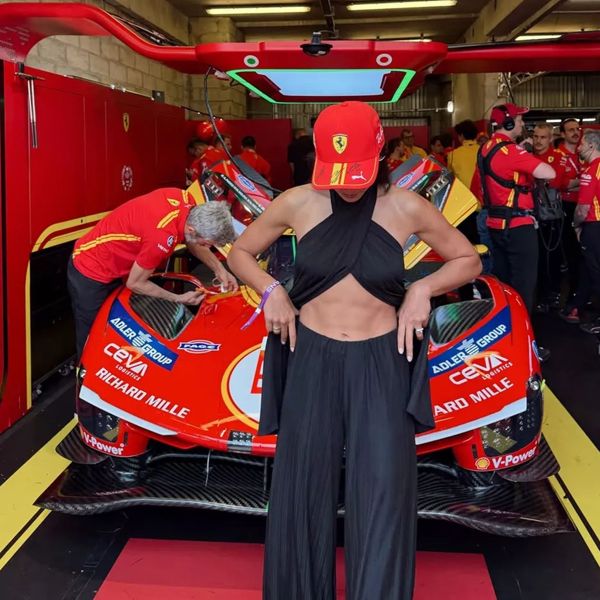 Η διάσημη Ελληνίδα που έζησε τις 24 ώρες του Le Mans από τα pits της Ferrari