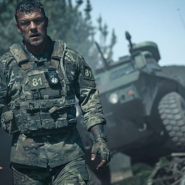 Το War Machine 2 έρχεται στο Netflix και θέλει να γίνει το νέο μεγάλο sci-fi action franchise