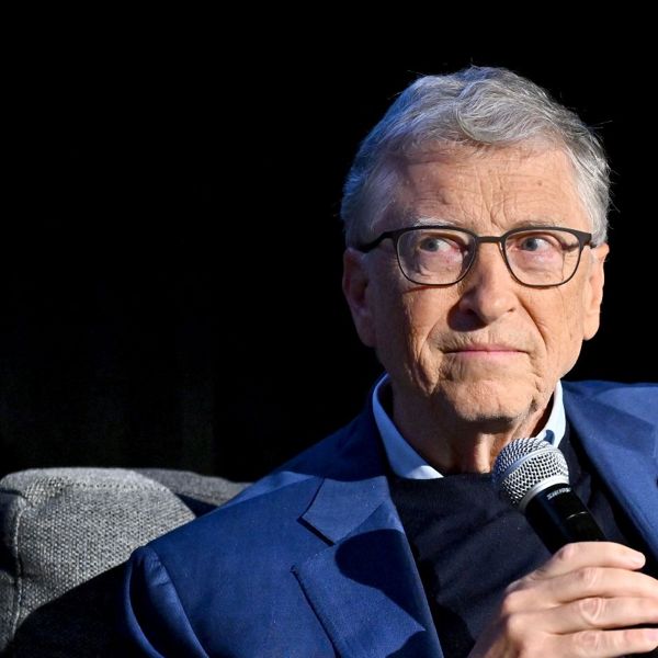 Η AI μπορεί να αλλάξει τα πάντα-Ο Bill Gates εξηγεί γιατί πρέπει να ανησυχούμε