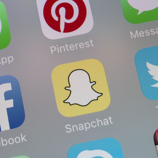 To Snapchat μοιράζει 1 εκ. δολάρια την ημέρα για να ανταγωνιστεί το TikTok