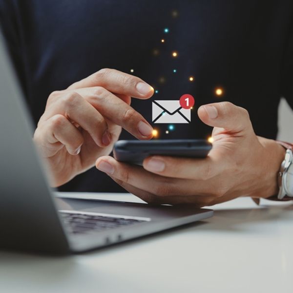 Το Instagram δημιούργησε λειτουργία σε σίγαση μήπως και συγκεντρωθούμε επιτέλους