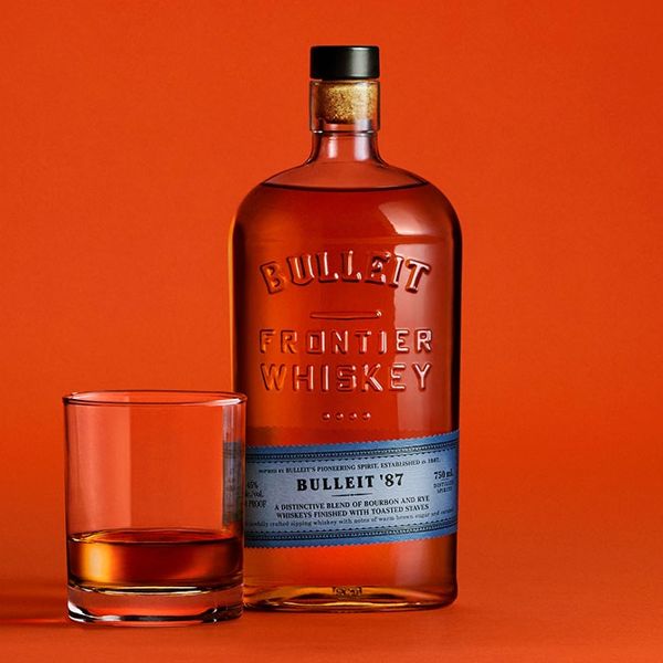 Bulleit '87: Το πρώτο bourbon και rye blend στην ιστορία της μάρκας