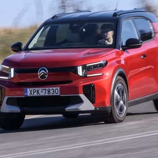 Ποια κατηγορία αυτοκινήτων προτιμούν οι 3 στους 5 Έλληνες οδηγούς