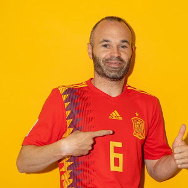 Andrés Iniesta: Big In Japan